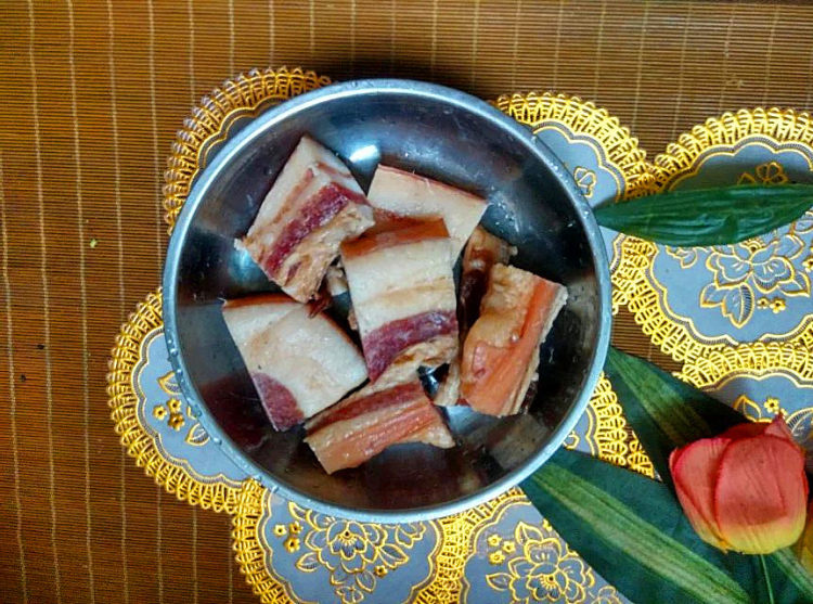清蒸腊肉步骤2