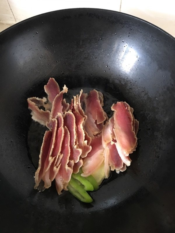 西芹腊肉步骤6