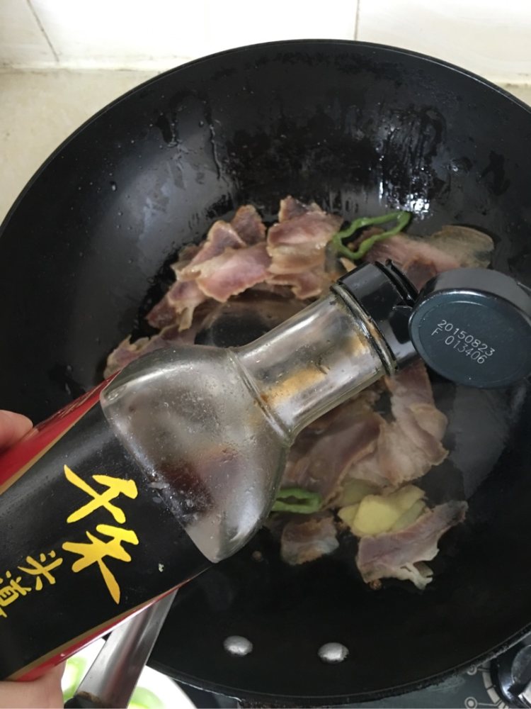 西芹腊肉步骤8
