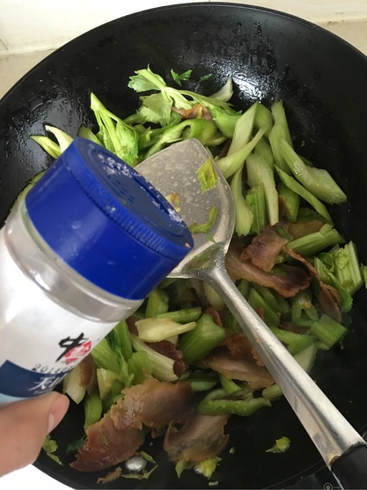 西芹腊肉步骤11