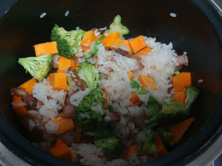 南瓜腊肉焖饭步骤7
