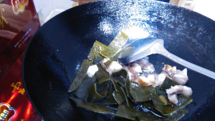 土豆烧海带步骤3