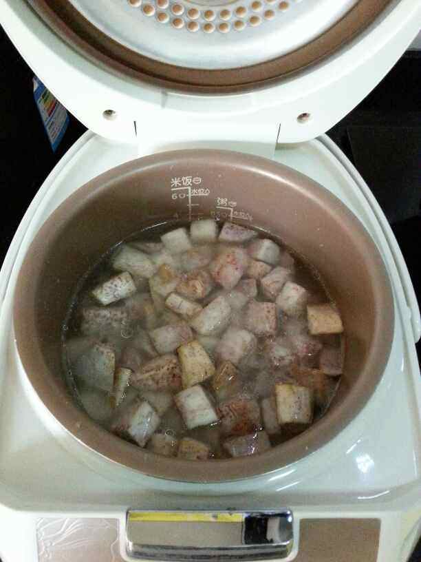 芋头腊肉饭步骤7