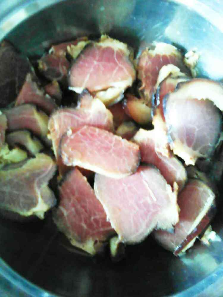 辣炒腊肉豇豆步骤2