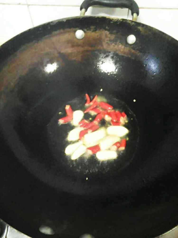 辣炒腊肉豇豆步骤4