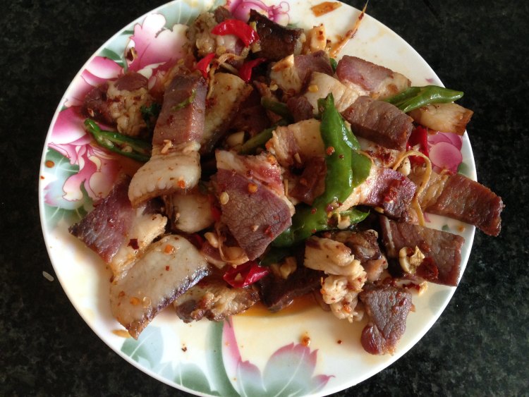 香辣淮山炒腊肉步骤2