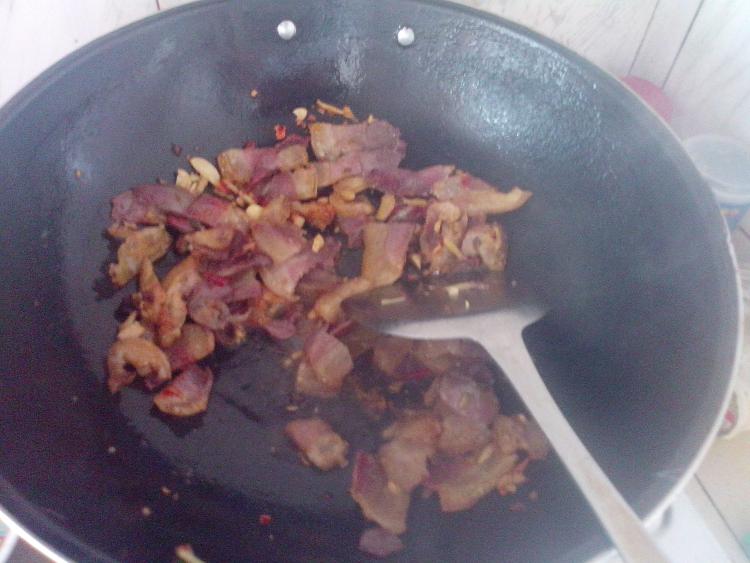 四季豆炒腊肉步骤7