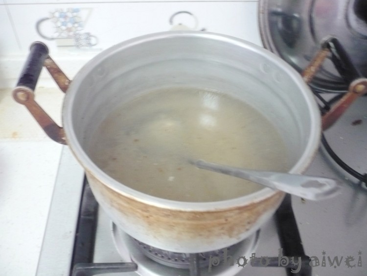茶树菇炒腊肉步骤4