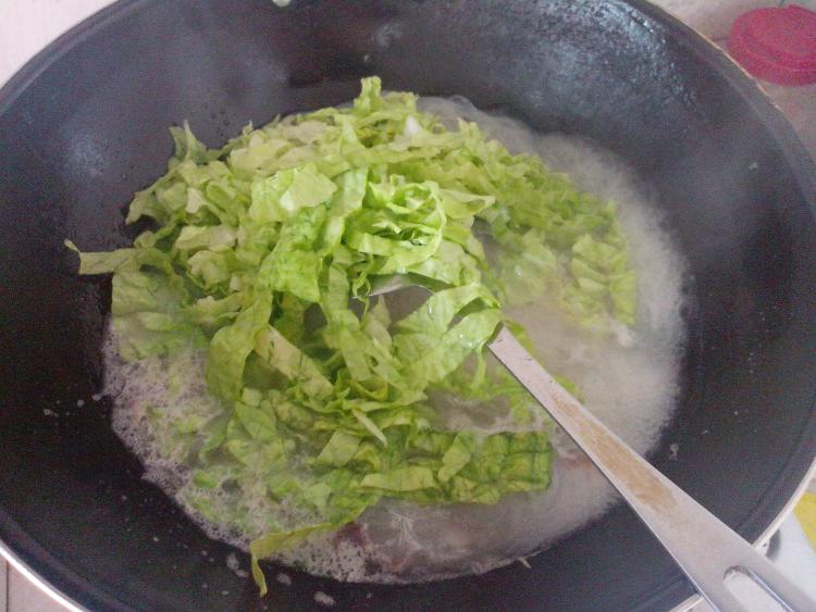 腊肉米粉步骤7