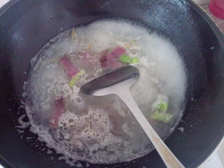 腊肉米粉步骤6