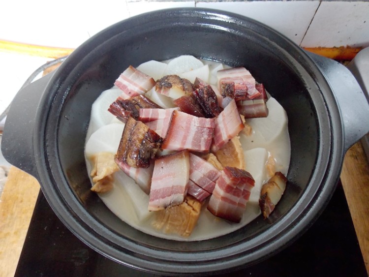 【手工美食】腊肉煲步骤13