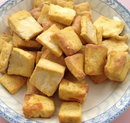 腊肉锅塌豆腐步骤3