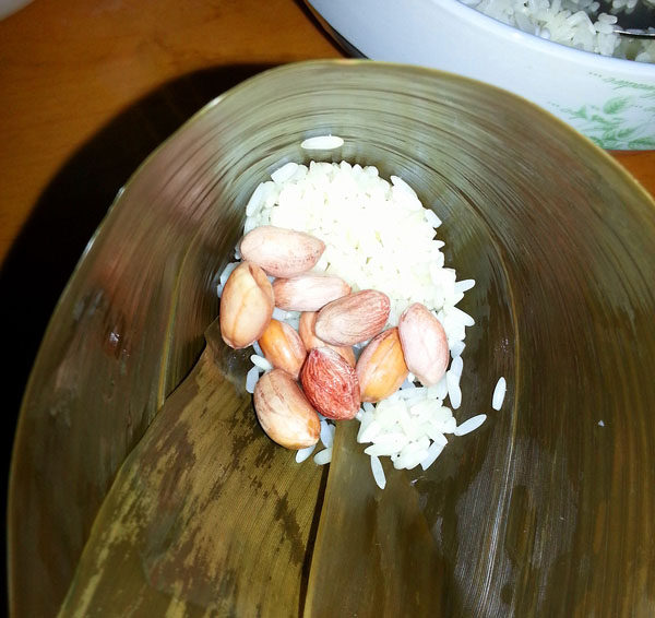 腊肉花生粽子步骤8