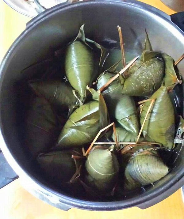 腊肉花生粽子步骤14