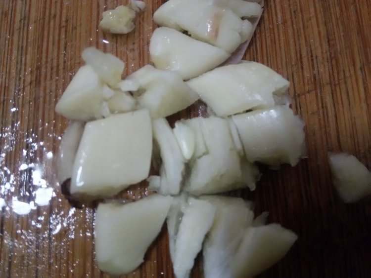 黄瓜炒腊肉步骤2