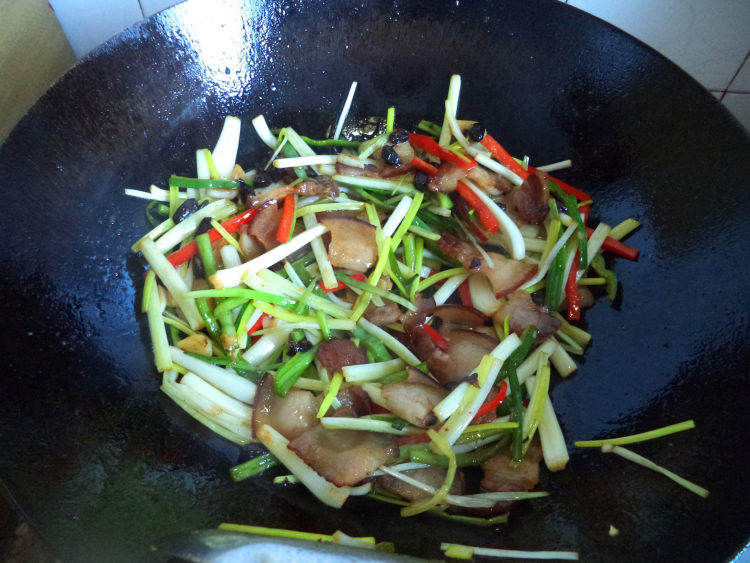 荞头炒腊肉步骤10