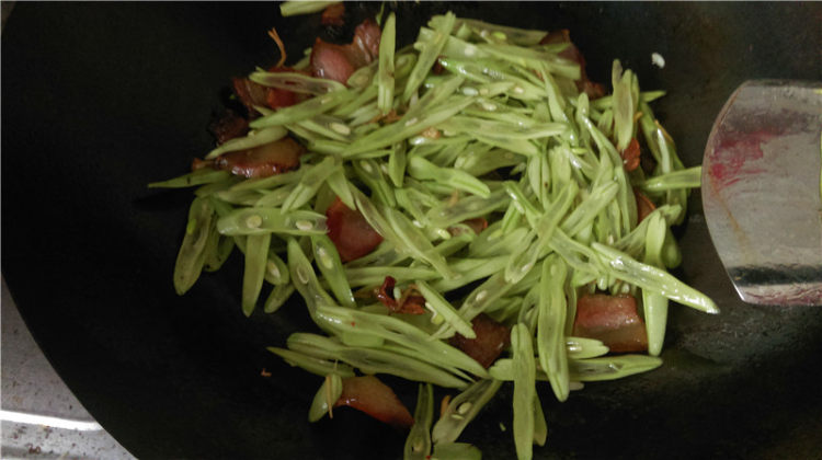 腊味四季豆步骤8
