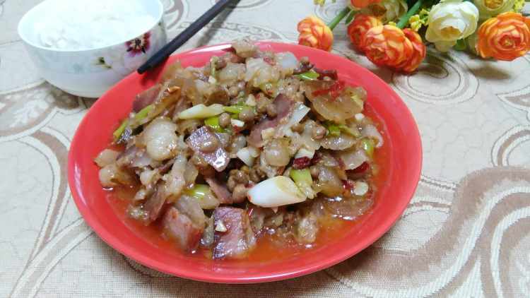 豆豉大葱炒腊肉步骤12