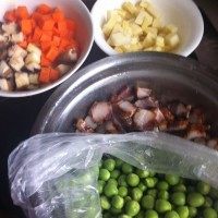 豌豆腊肉焖饭步骤7