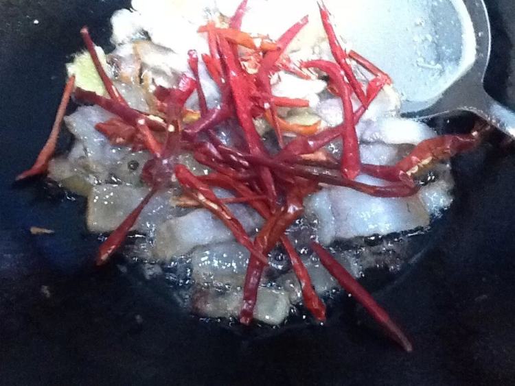 简易腊肉火锅步骤5