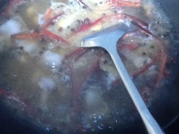 简易腊肉火锅步骤7
