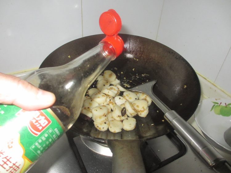 腊肉炒年糕步骤10