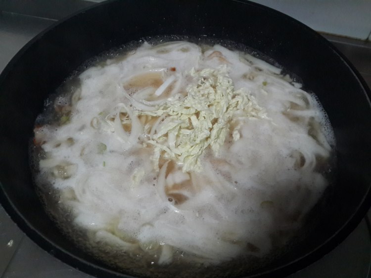腊肉豆皮汤步骤7