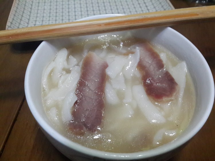 腊肉豆皮汤步骤8