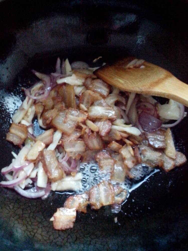 杏鲍菇腊肉饭步骤11