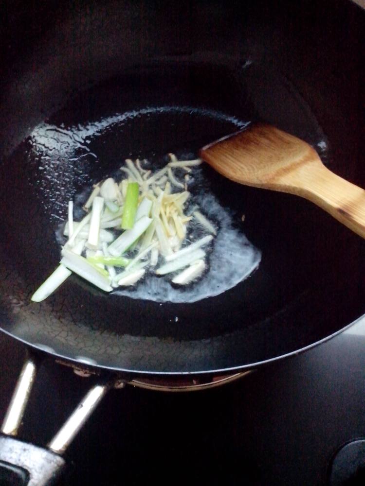 杏鲍菇腊肉饭步骤8