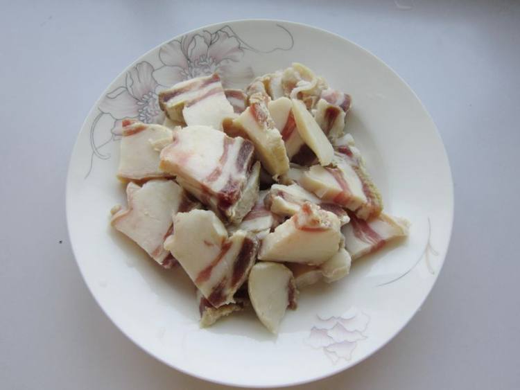 干豇豆烧腊肉步骤3