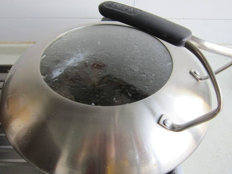 干豇豆烧腊肉步骤11