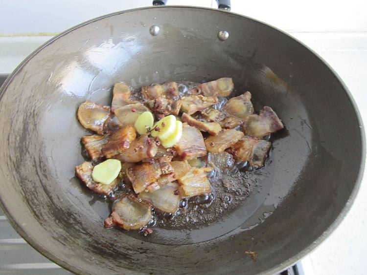 干豇豆烧腊肉步骤8