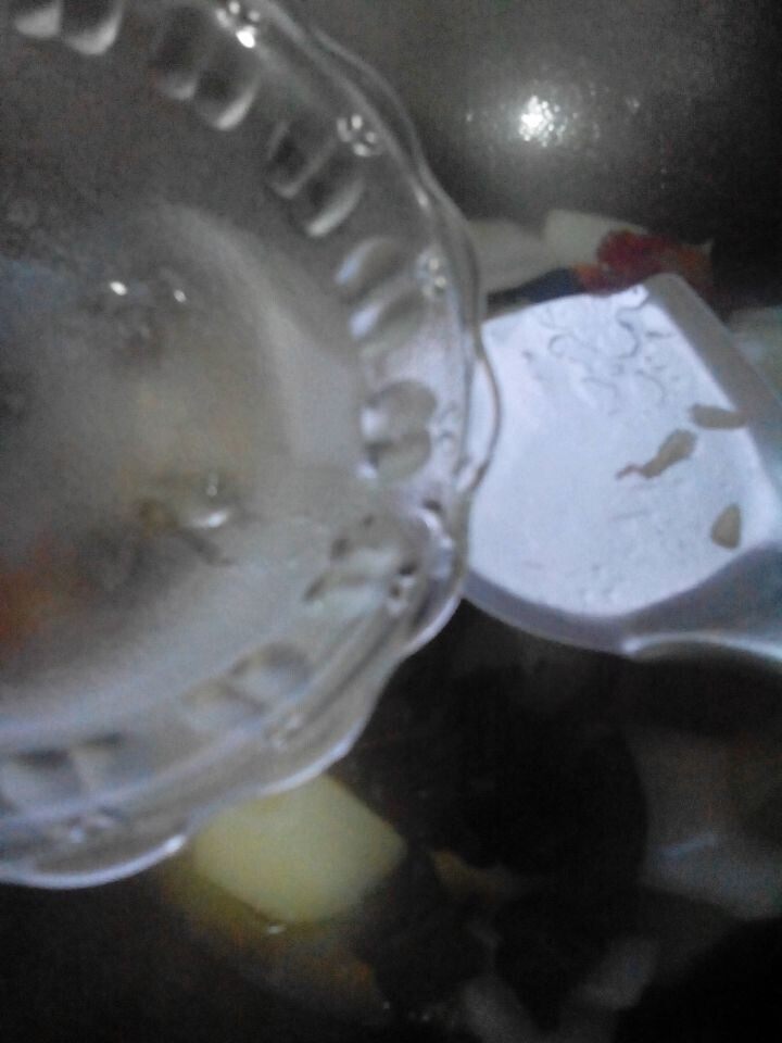 腊肉炒洋葱步骤7