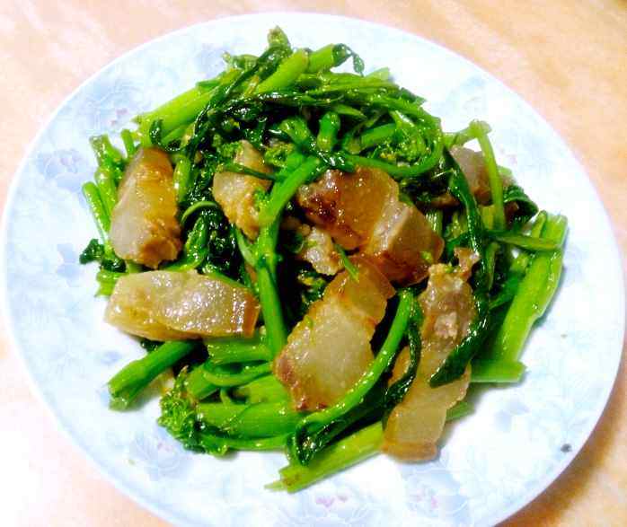 腊肉炒菜心步骤7