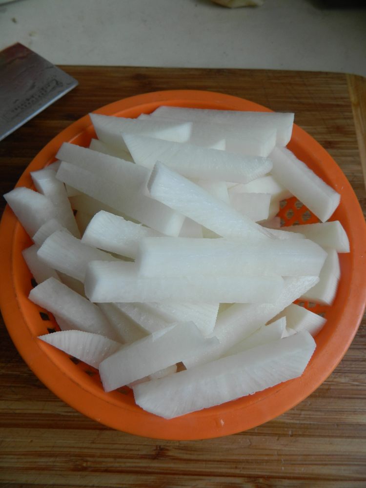 干锅腊肉萝卜步骤5