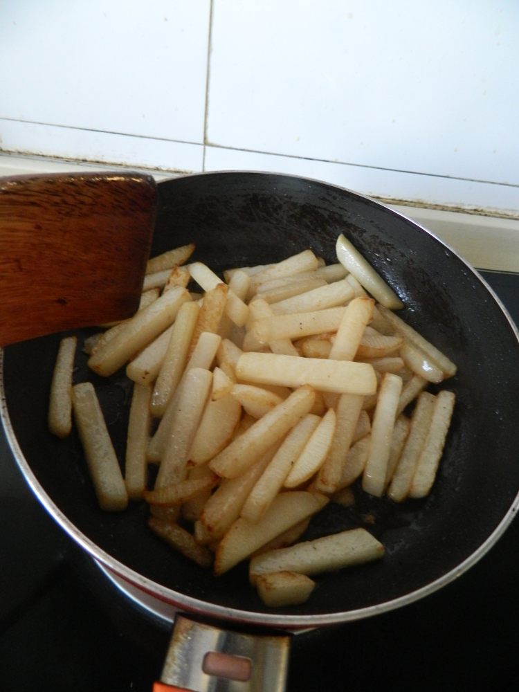 干锅腊肉萝卜步骤8