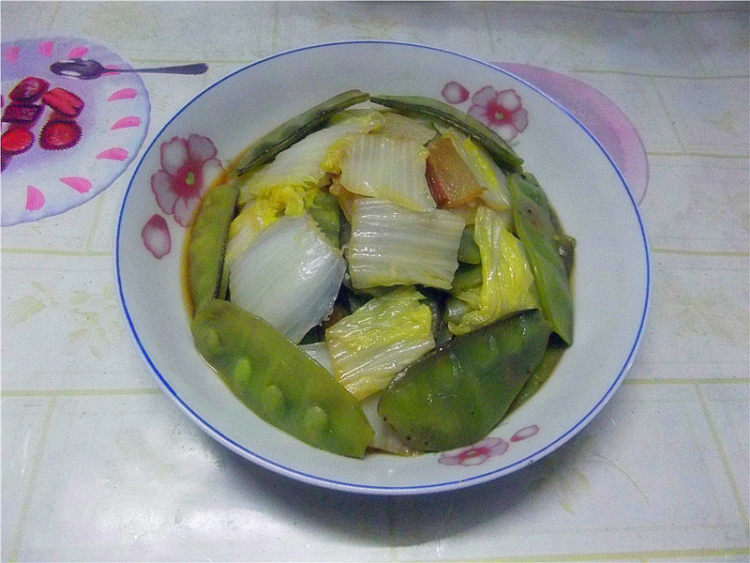 膨皮豆白菜炒腊肉步骤10