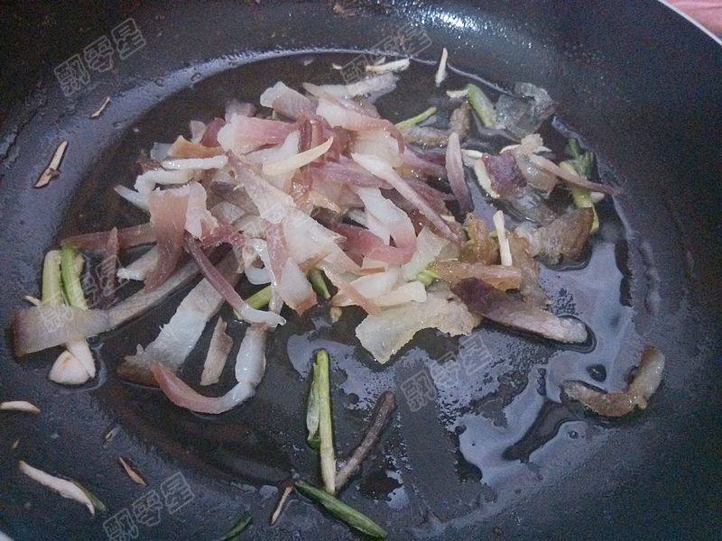 腊肉茭白步骤3