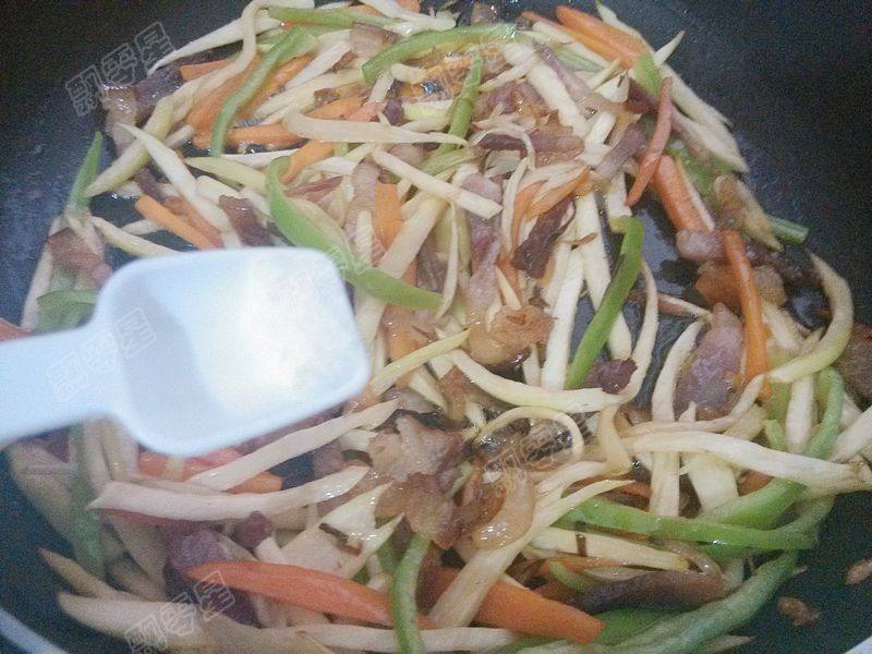 腊肉茭白步骤9