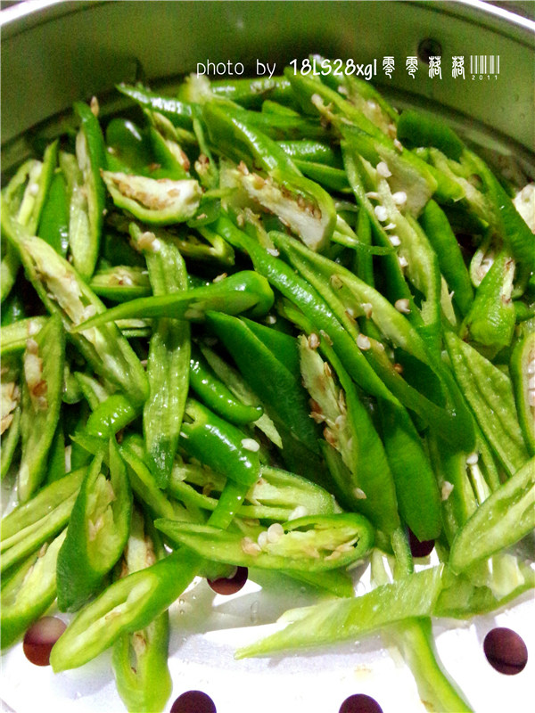 尖椒腊肉步骤1