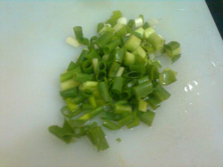 洋葱红椒炒腊肉步骤3