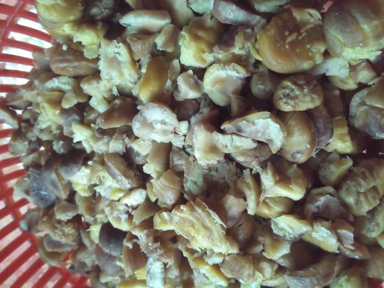 板栗腊肉粽子步骤1