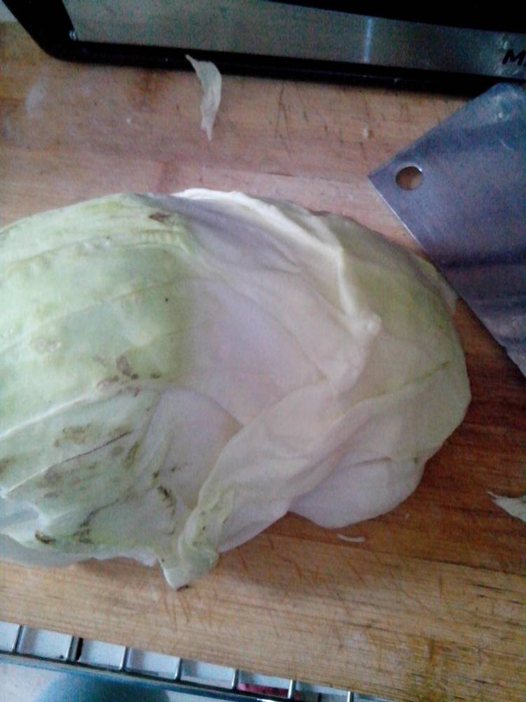 腊肉白菜丝步骤1