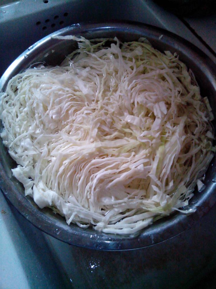 腊肉白菜丝步骤4