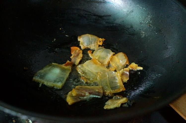腊肉煮观音豆腐步骤3