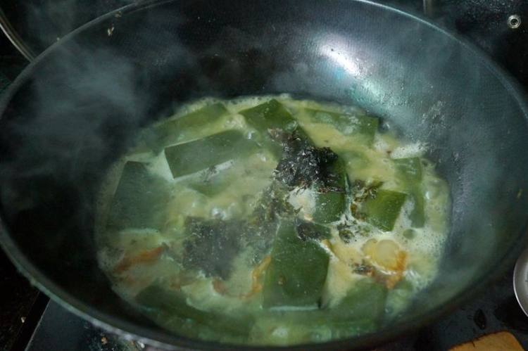 腊肉煮观音豆腐步骤6