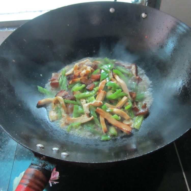 青椒豆腐条步骤12