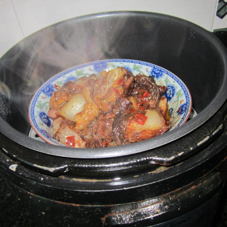 腊肠腊肉合蒸步骤7