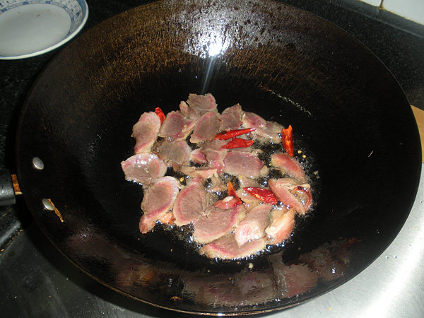 腊肉荷兰豆步骤7